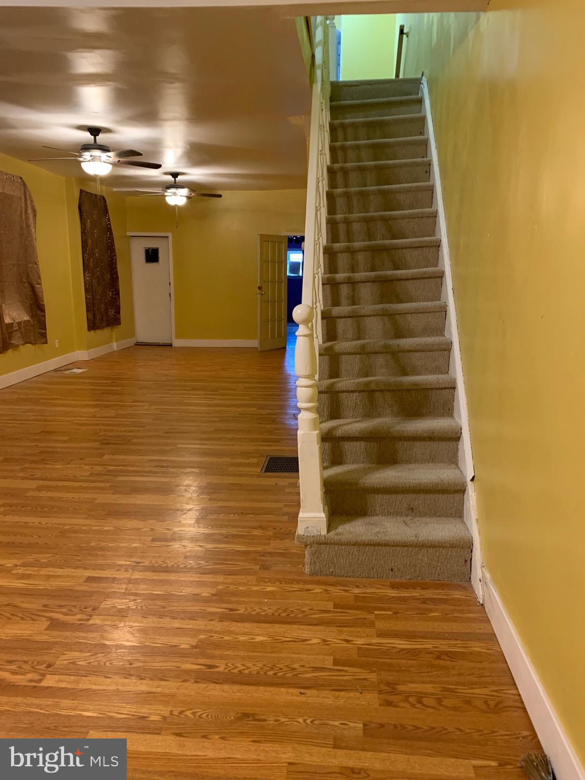 321 Highland Avenue Chester, PA 19013 - Photo 3 of 40 a view of entryway