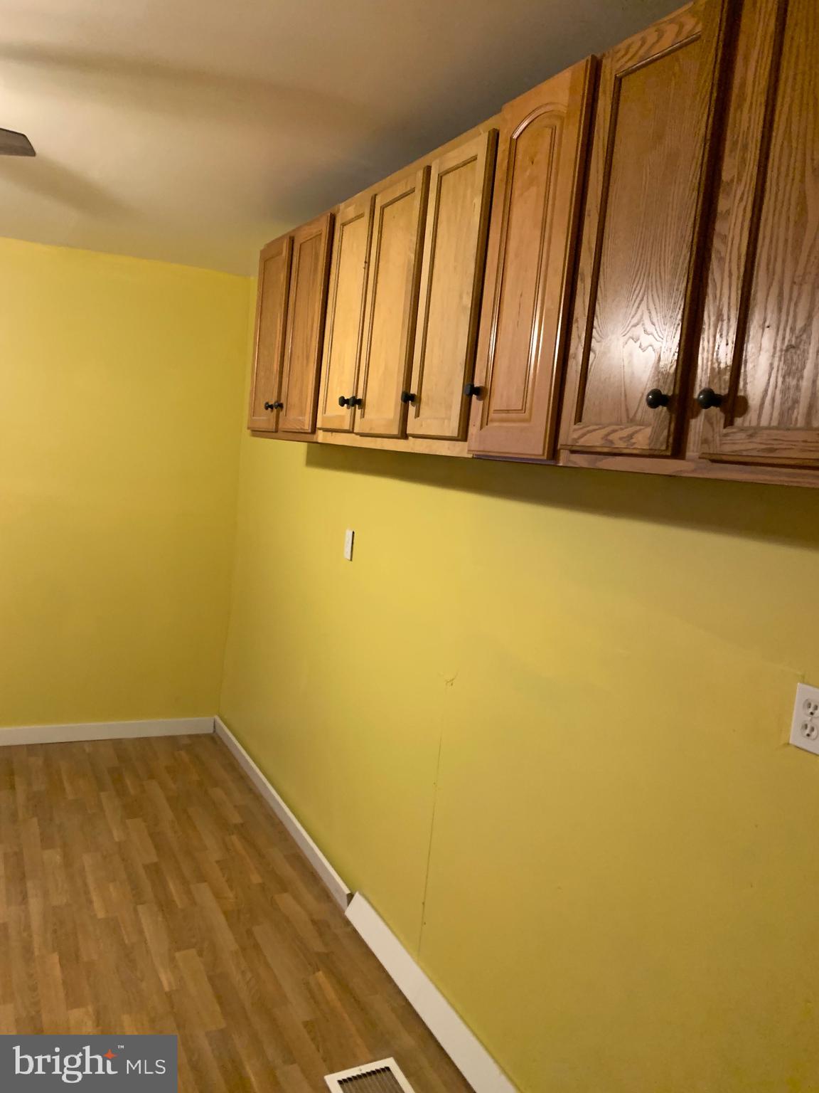 321 Highland Avenue Chester, PA 19013 - Photo 39 of 40 a view of wooden floor