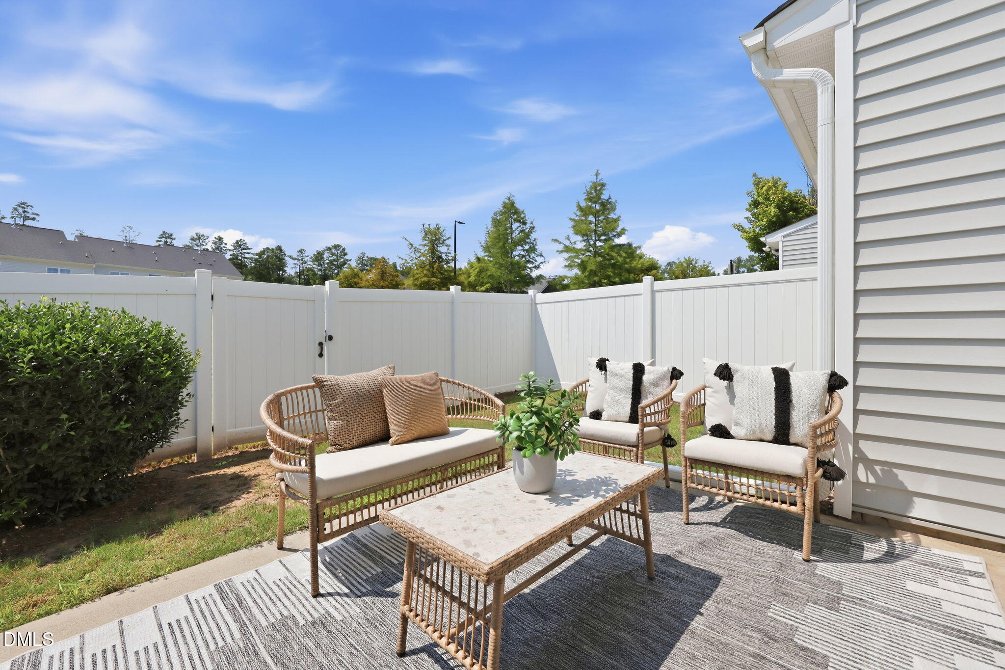 129 Torpoint Road Durham, NC 27703 - Photo 13 of 43 49-web-or-mls-IMG_3078