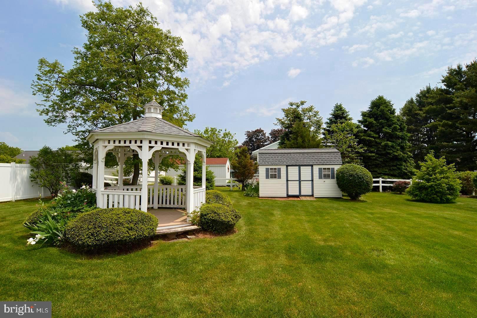 725 Lorane Road Reading, PA 19606 - Photo 2 of 36 Gallery Image 2