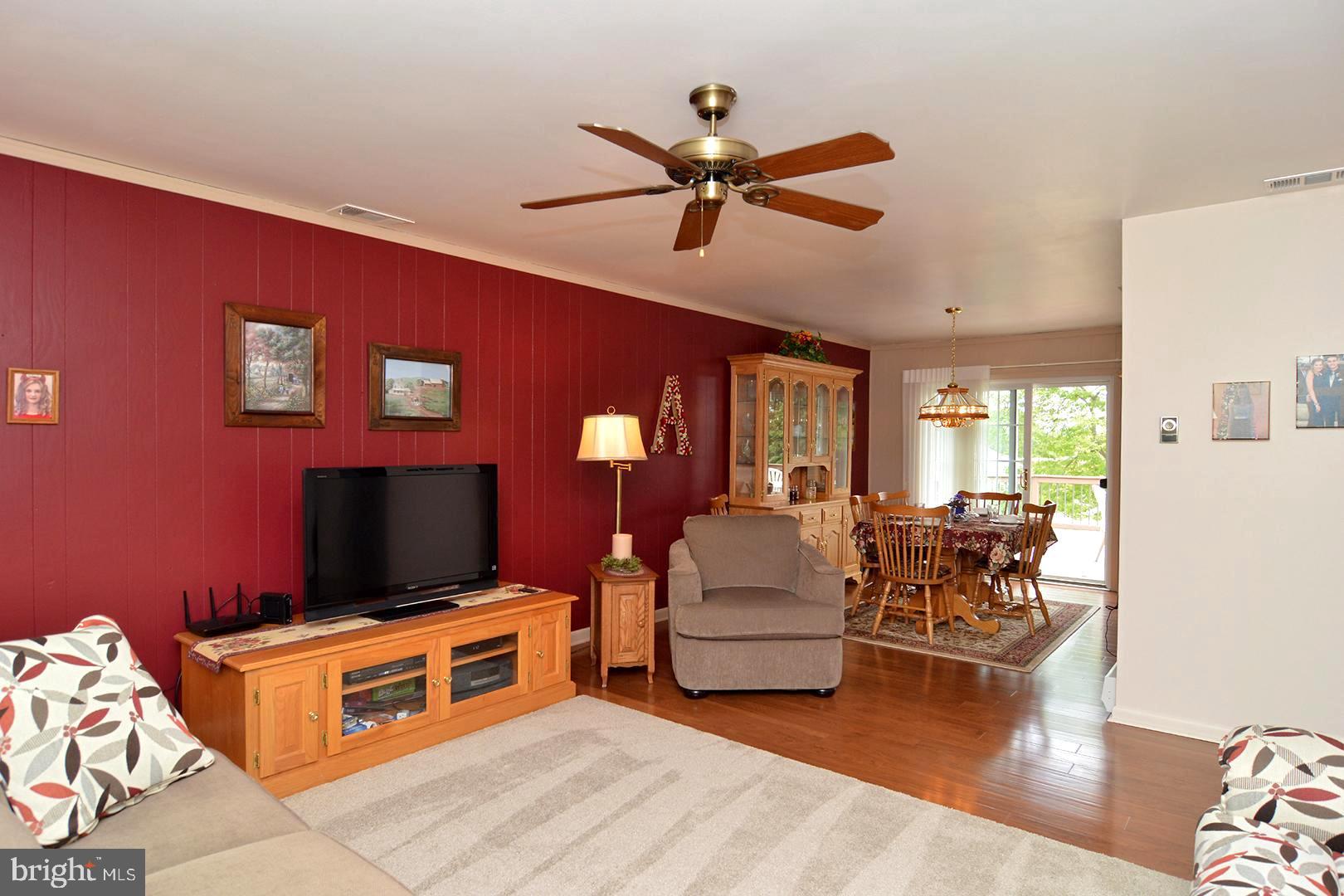 725 Lorane Road Reading, PA 19606 - Photo 5 of 36 Gallery Image 5