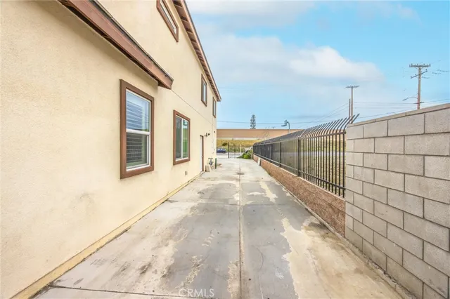 $829,000 | 15879 Highland, Fontana, CA 92336