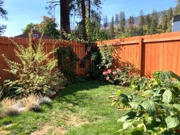 $171,000 | 5 Columbia Drive, Unit 9, Kettle Falls, WA 99141