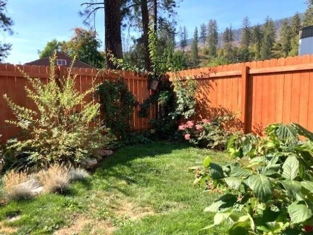 $171,000 | 5 Columbia Drive, Unit 9, Kettle Falls, WA 99141