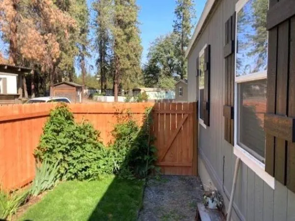 $171,000 | 5 Columbia Drive, Unit 9, Kettle Falls, WA 99141