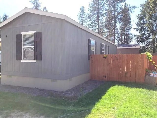 $171,000 | 5 Columbia Drive, Unit 9, Kettle Falls, WA 99141