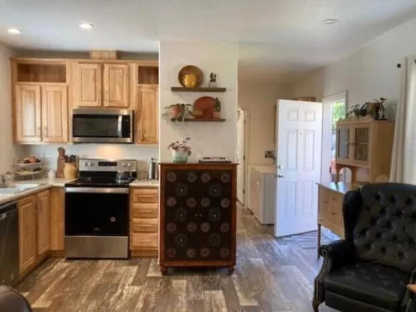 $171,000 | 5 Columbia Drive, Unit 9, Kettle Falls, WA 99141