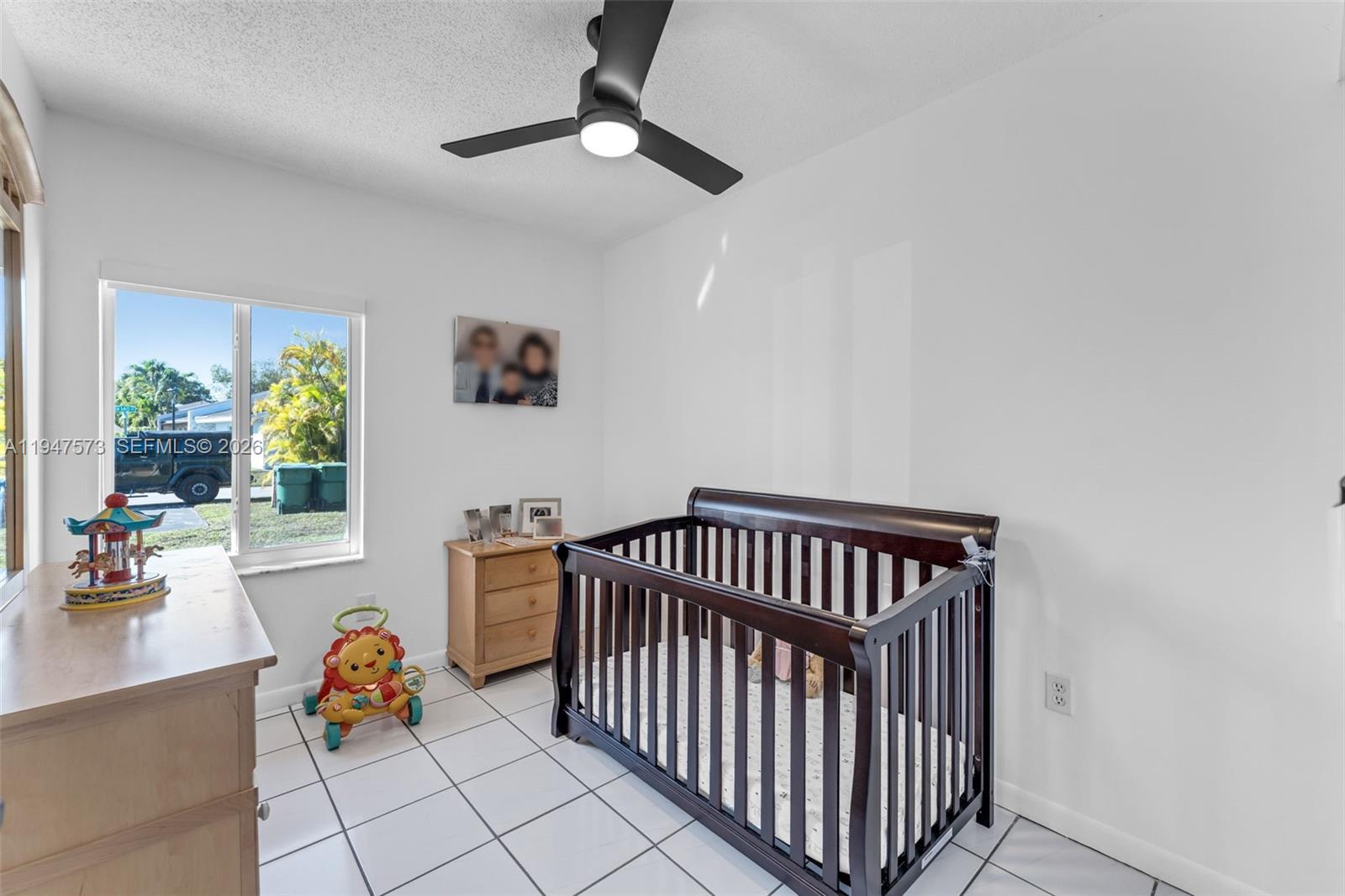 5307 Southwest 140th Place Miami, FL 33175 - Photo 10 of 23