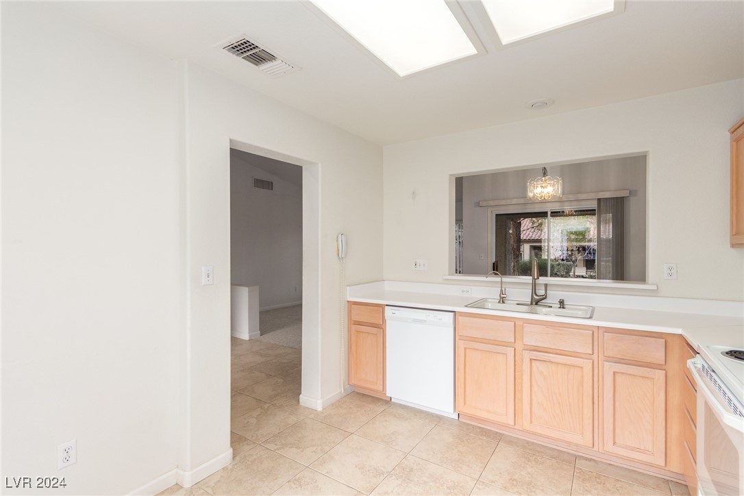 9320 Villa Ridge Drive Las Vegas, NV 89134 - Photo 25 of 60