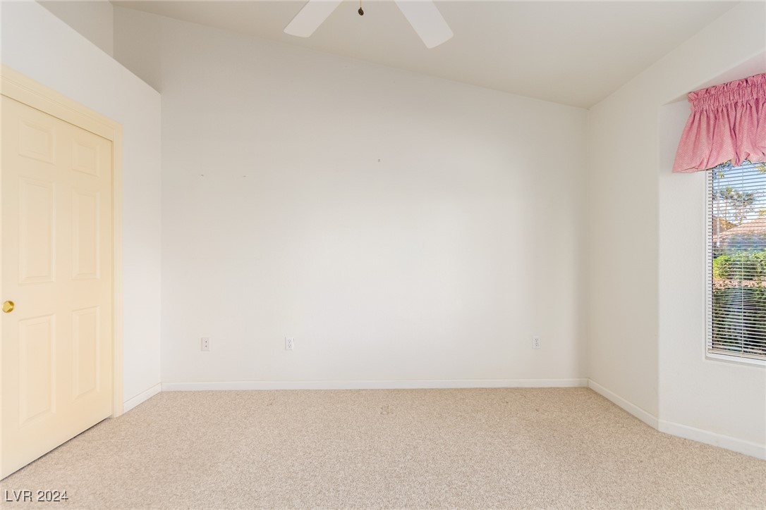 9320 Villa Ridge Drive Las Vegas, NV 89134 - Photo 32 of 60