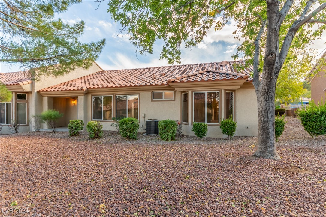 9320 Villa Ridge Drive Las Vegas, NV 89134 - Photo 46 of 60