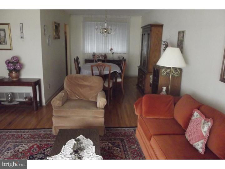 896 Longstreth Road Warminster, PA 18974 - Photo 6 of 9