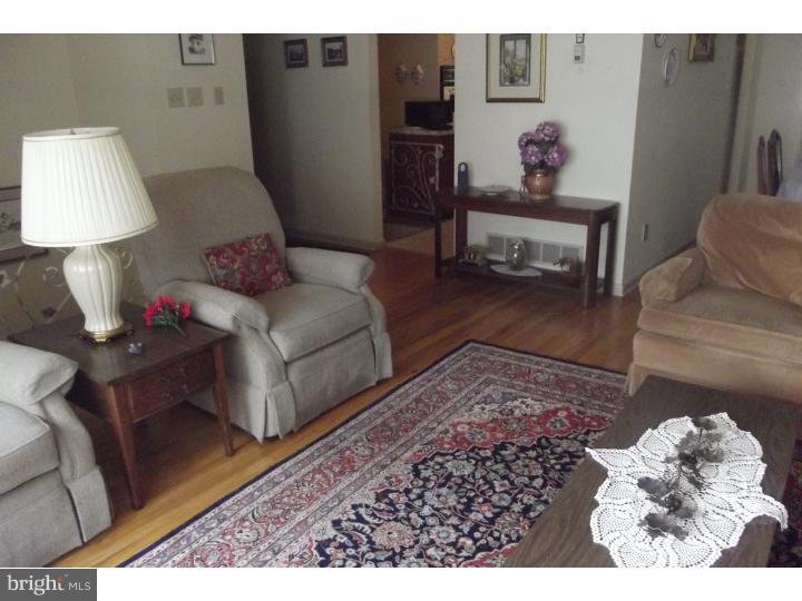 896 Longstreth Road Warminster, PA 18974 - Photo 7 of 9