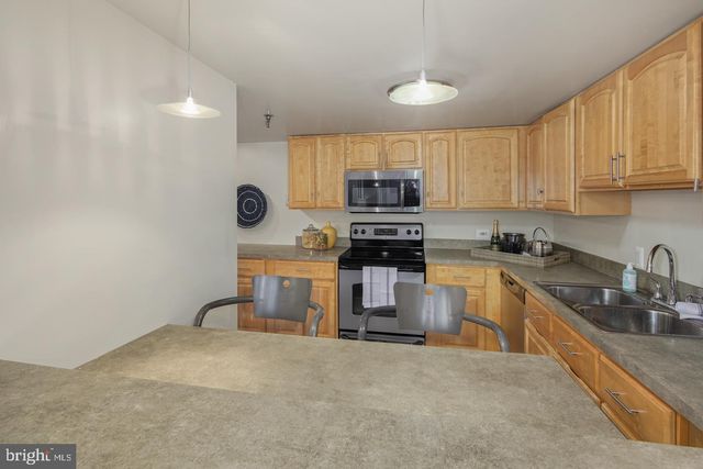 $520,000 | 2001 Hamilton Street, Unit 308, Philadelphia, PA 19130