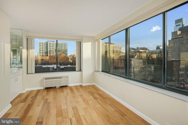 $520,000 | 2001 Hamilton Street, Unit 308, Philadelphia, PA 19130