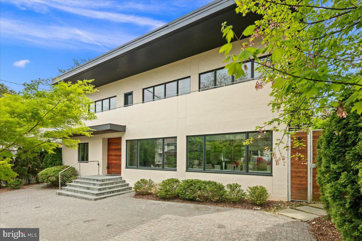 Modern elegance meets natural beauty.