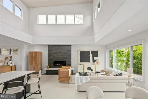 $1,695,000 | 4324 Rosedale Avenue, Bethesda, MD 20814