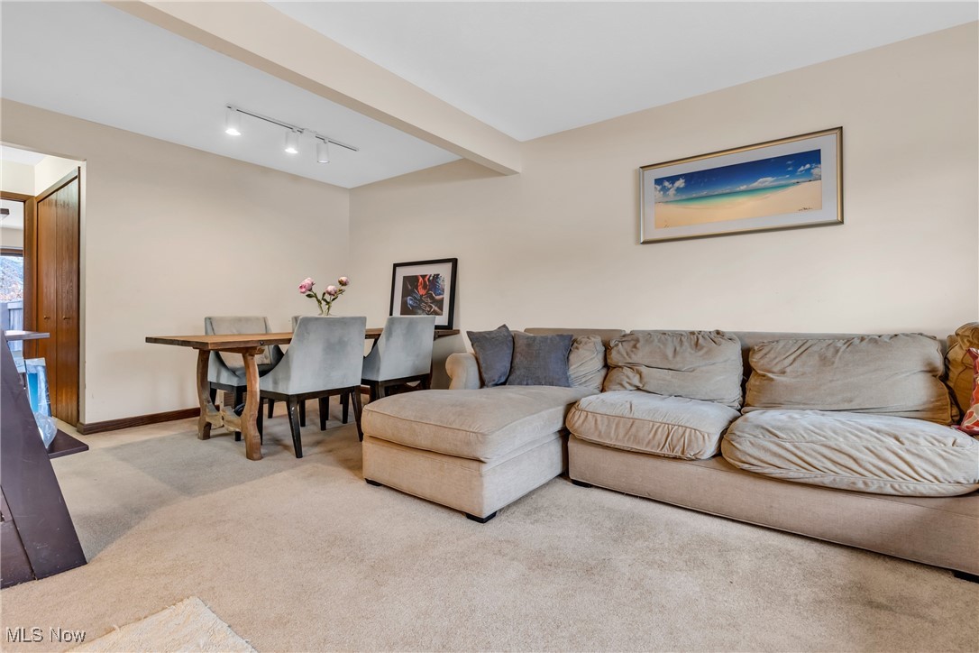 3245 Mayfield Road, Unit 12 Cleveland, OH 44118 - Photo 12 of 28 Gallery Image 12