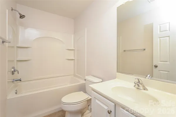 $269,900 | 604 Southlake Court, Lexington, NC 27295