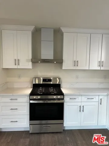 $2,200 | 636 East 87th Street, Los Angeles, CA 90002