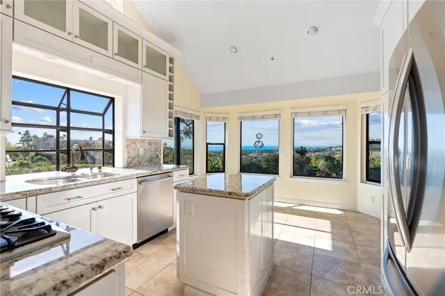 $2,279,000 | 2880 Calle Guadalajara, San Clemente, CA 92673