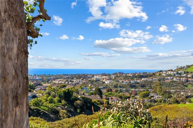 $2,279,000 | 2880 Calle Guadalajara, San Clemente, CA 92673