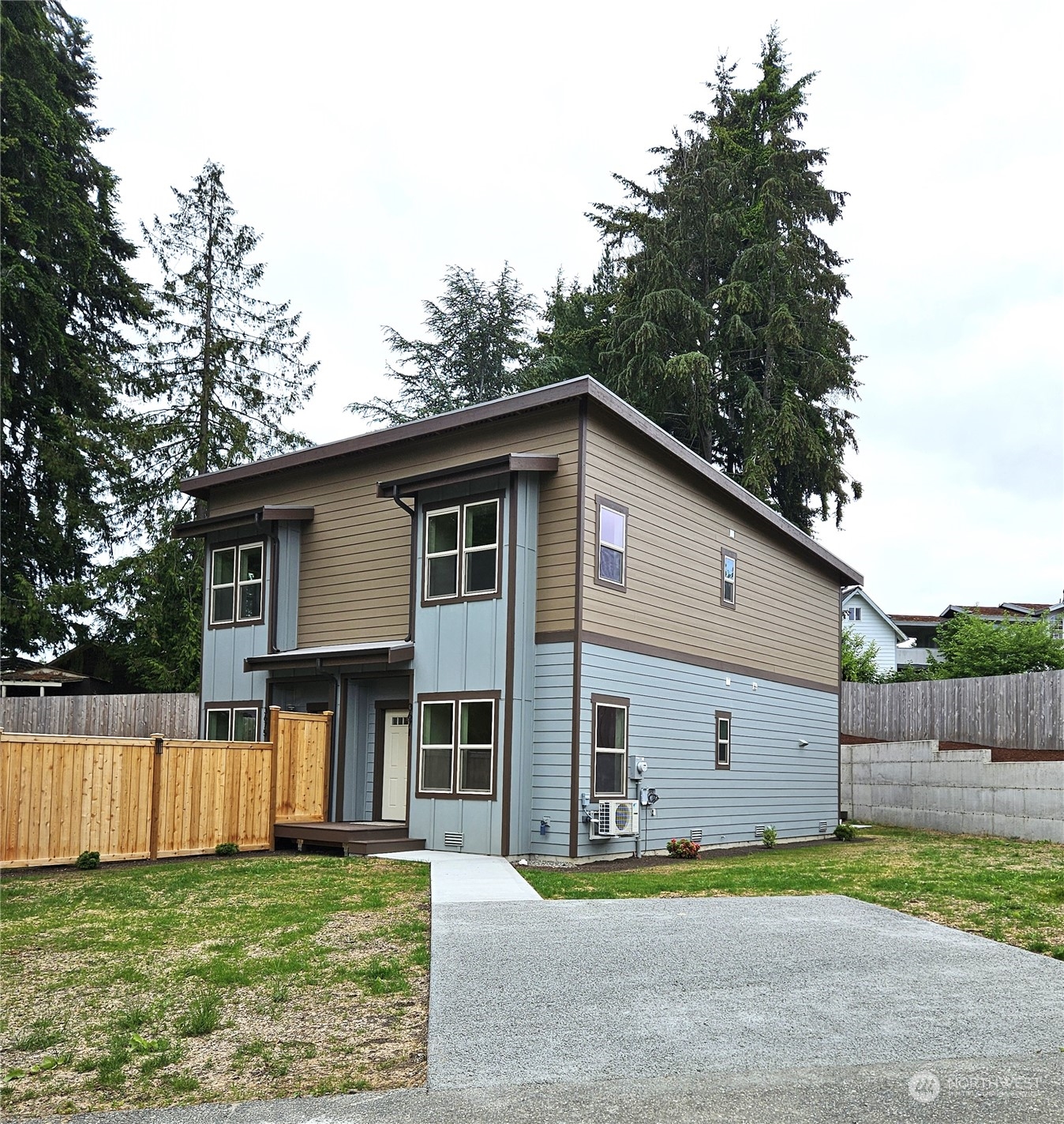3671 Pine Road Bremerton, WA 98310 - Photo 1 of 34 Gallery Image 1