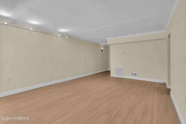 $3,500 | 1838 Highway 35, Unit 1, Wall, NJ 07719