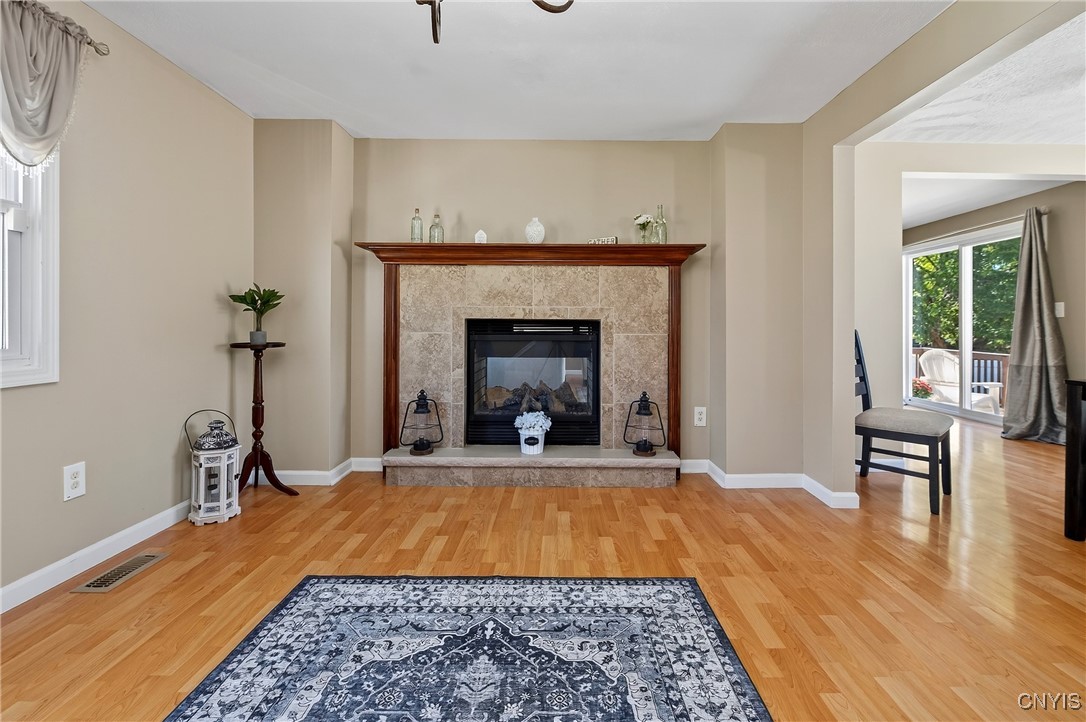 7385 Oak Post Road Clay, NY 13088 - Photo 11 of 50