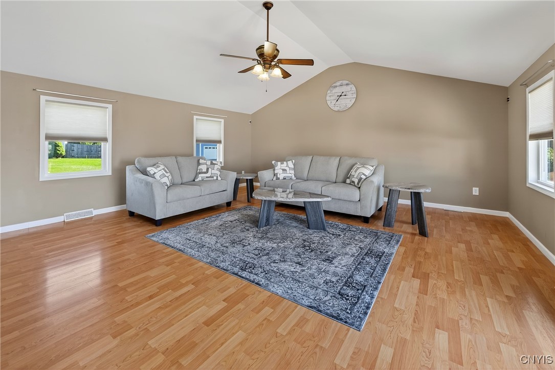 7385 Oak Post Road Clay, NY 13088 - Photo 16 of 50