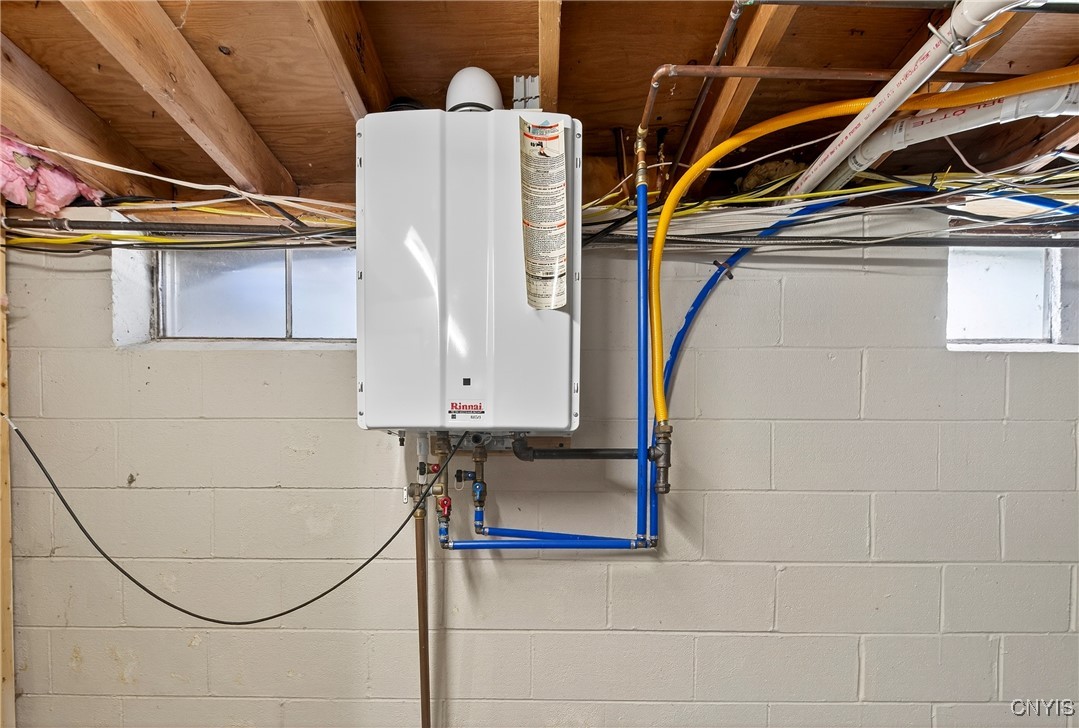 7385 Oak Post Road Clay, NY 13088 - Photo 40 of 50