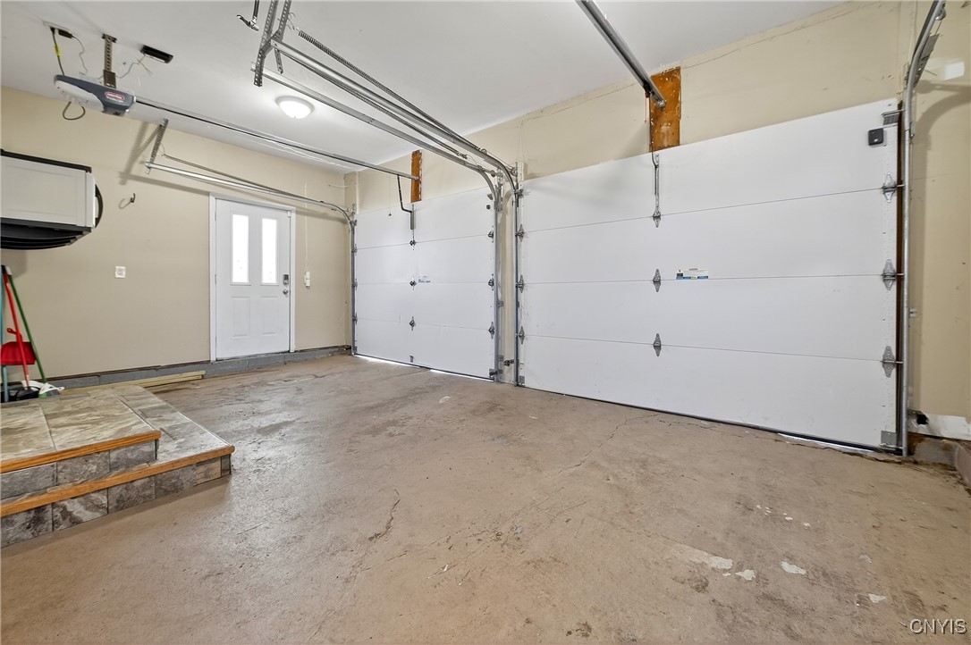 7385 Oak Post Road Clay, NY 13088 - Photo 41 of 50