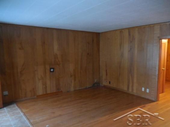 5571 Ellison Road Sterling, MI 48659 - Photo 22 of 23 31337254-21.JPG