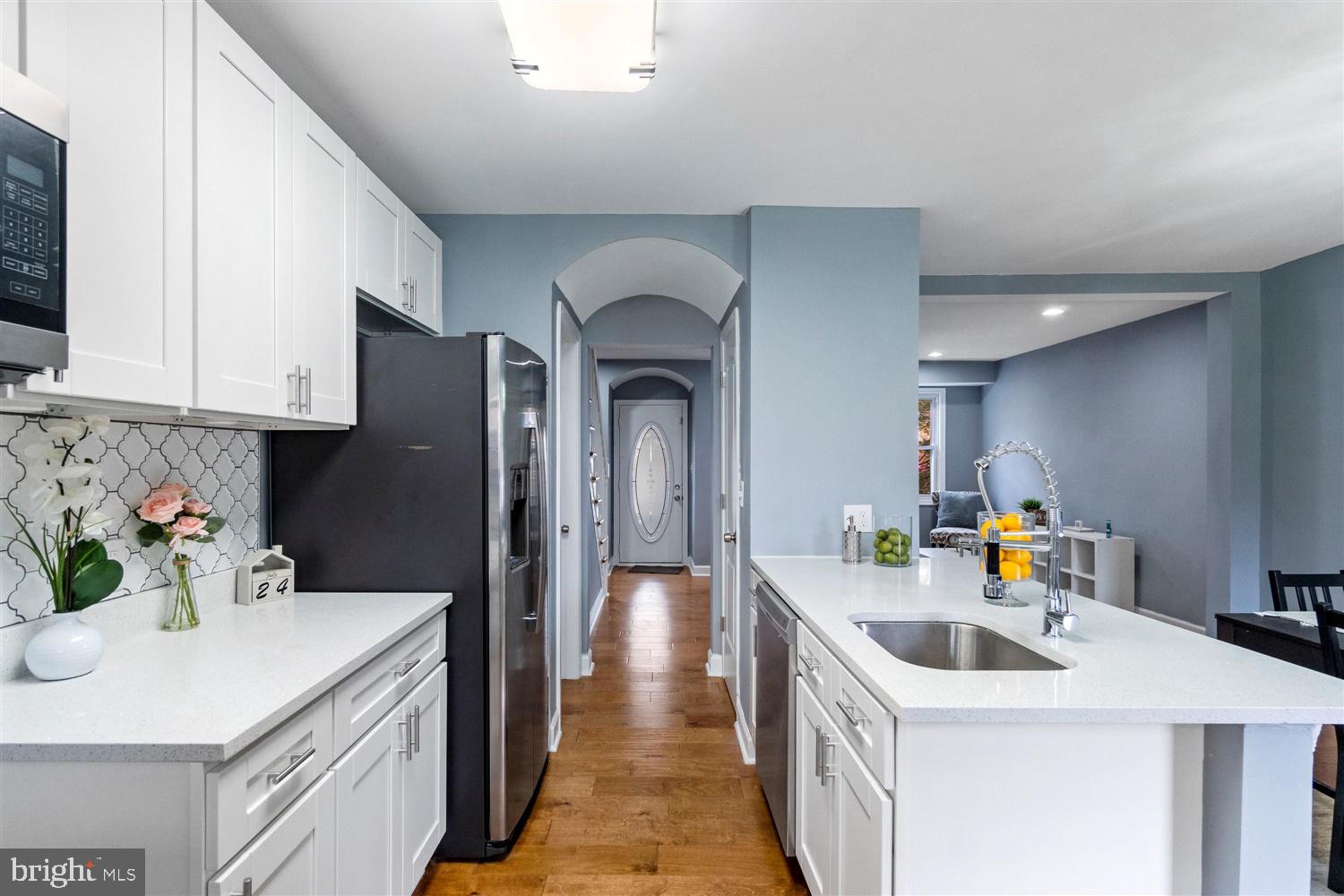 3907 Cedardale Road Baltimore, MD 21215 - Photo 11 of 31 Gallery Image 11