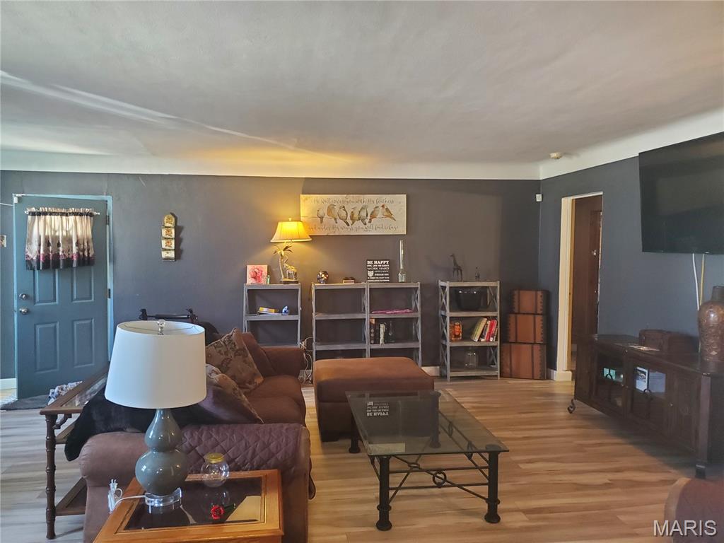861 Pershing Street East St. Louis, IL 62203 - Photo 6 of 58