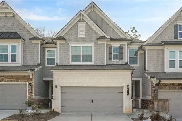 $445,000 | 628 Isom Walk, Suwanee, GA 30024
