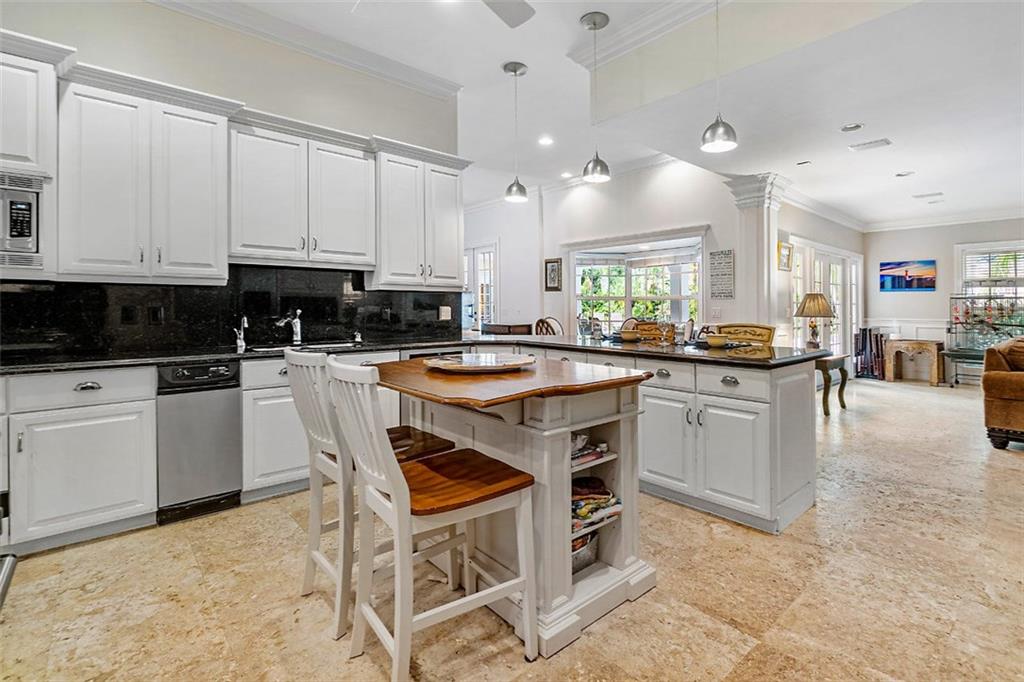 5321 Point Lane East Jupiter, FL 33458 - Photo 15 of 55 Gallery Image 15
