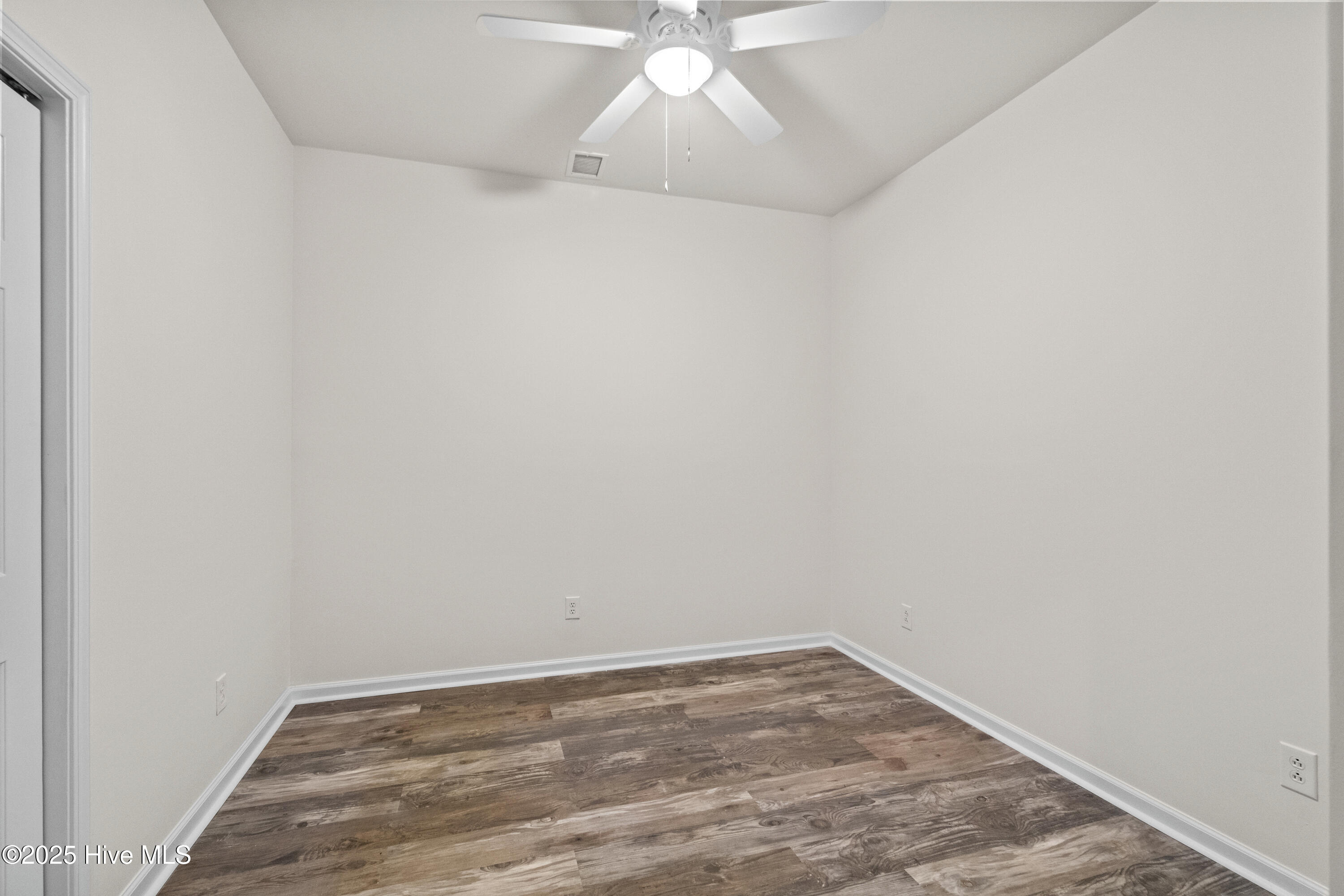 94 Field Planters Circle Calabash, NC 28467 - Photo 20 of 33 Bedroom 1