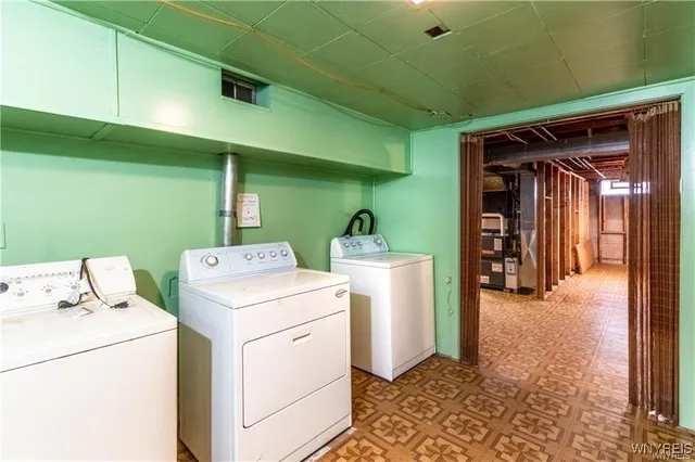 $2,400 | 130 Alberta Drive, Amherst, NY 14226