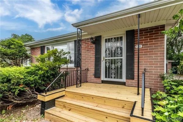 $2,300 | 130 Alberta Drive, Amherst, NY 14226