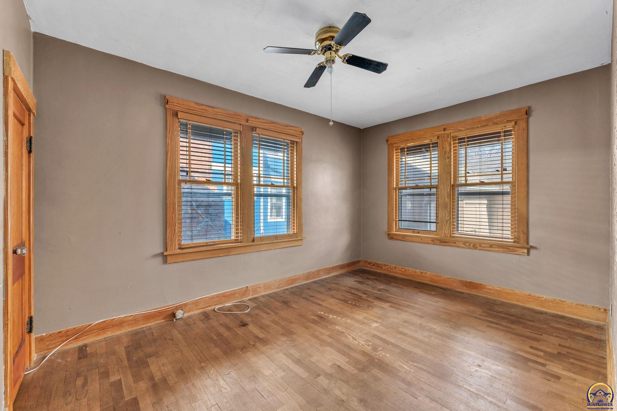 1034 Southwest Lincoln Street Topeka, KS 66604 - Photo 22 of 42