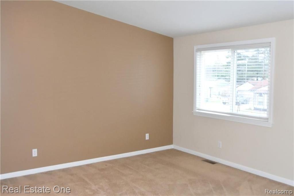 3185 Gerald Avenue Rochester Hills, MI 48307 - Photo 21 of 27
