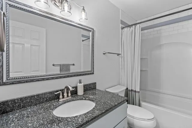 $325,000 | 1920 Benita Drive, Unit 4, Rancho Cordova, CA 95670