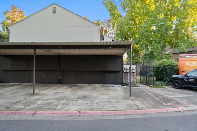 $325,000 | 1920 Benita Drive, Unit 4, Rancho Cordova, CA 95670