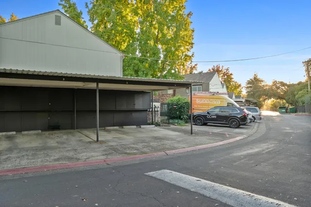 $325,000 | 1920 Benita Drive, Unit 4, Rancho Cordova, CA 95670