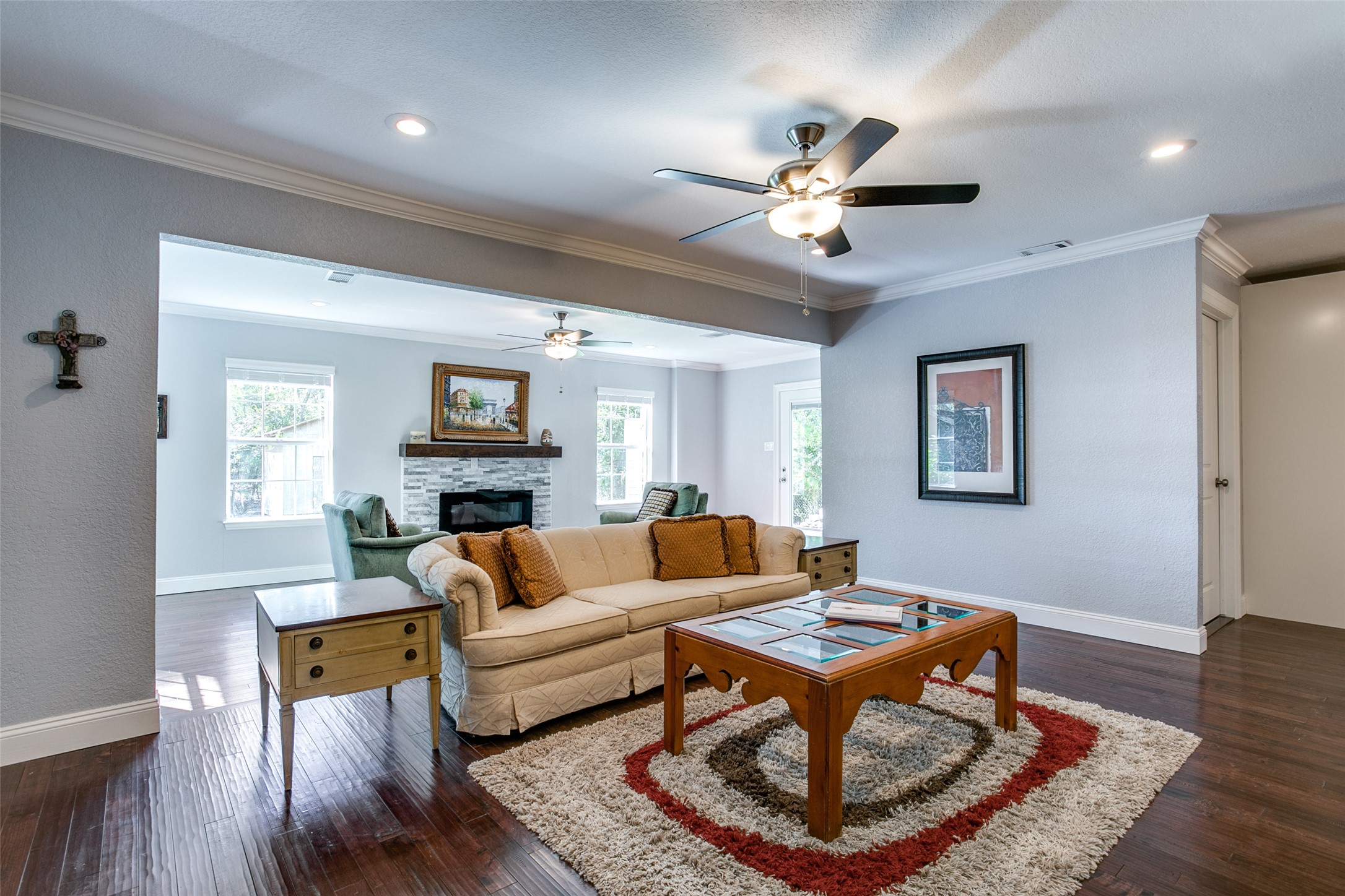332 Tuttle Road Terrell Hills, TX 78209 - Photo 2 of 25 a living room with furniture a rug and a chandelier