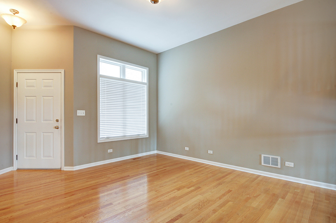 1402 Rue Paris Place Inverness, IL 60067 - Photo 3 of 40