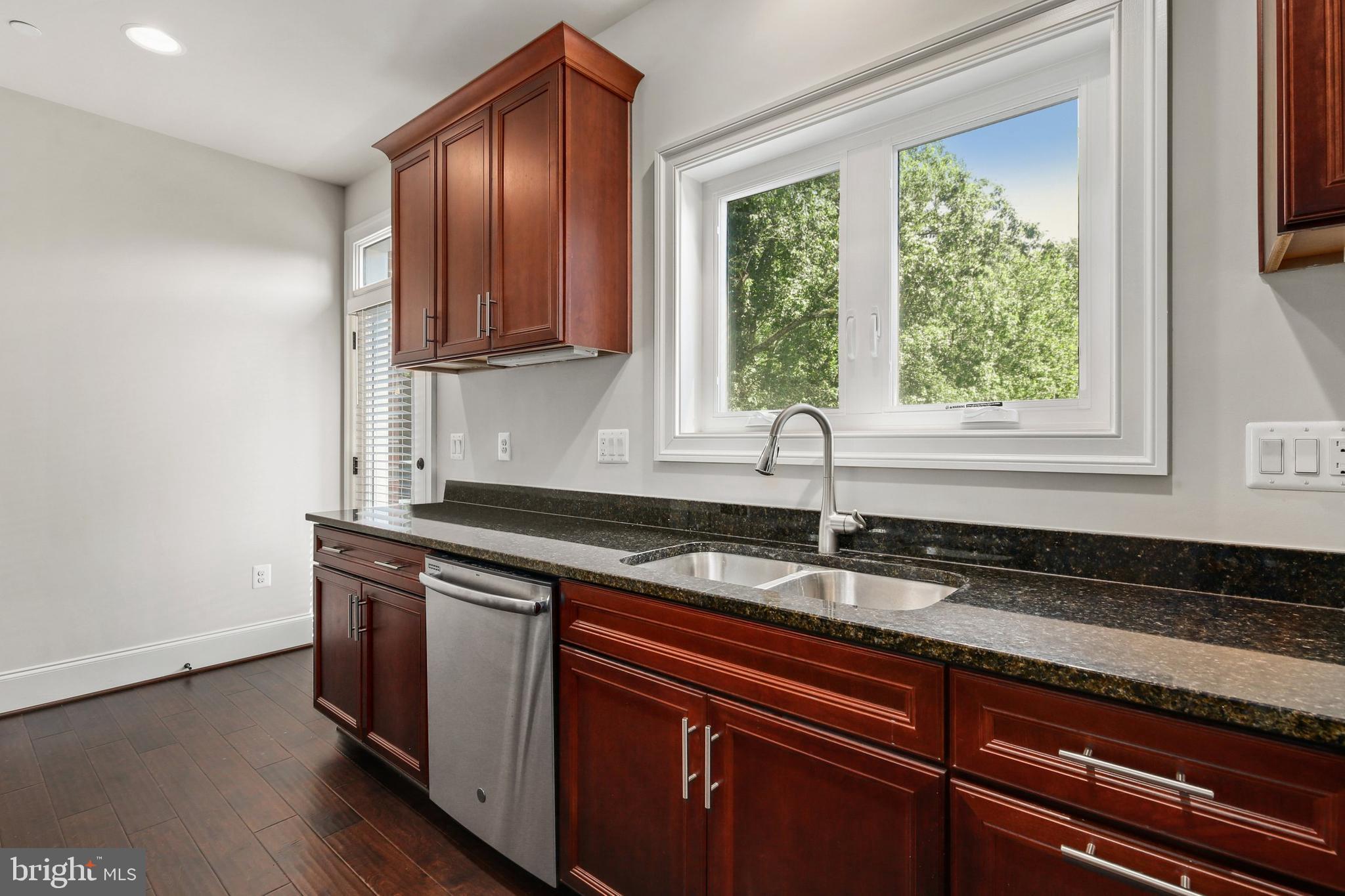 13217 Query Mill Road North Potomac, MD 20878 - Photo 15 of 64 Gallery Image 15