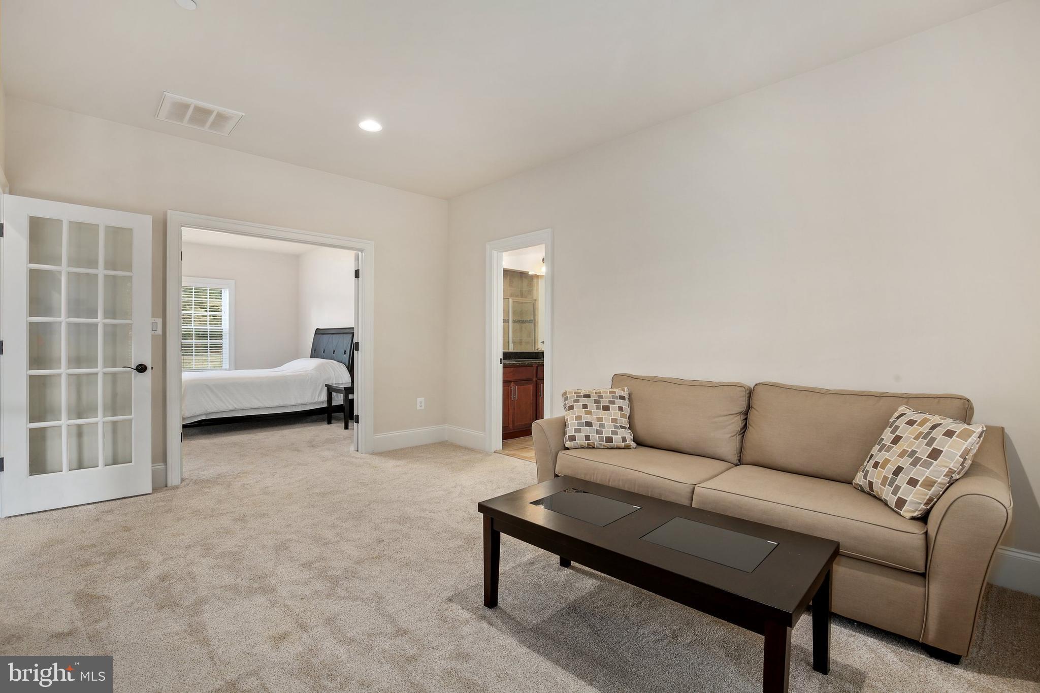 13217 Query Mill Road North Potomac, MD 20878 - Photo 34 of 64 Gallery Image 34