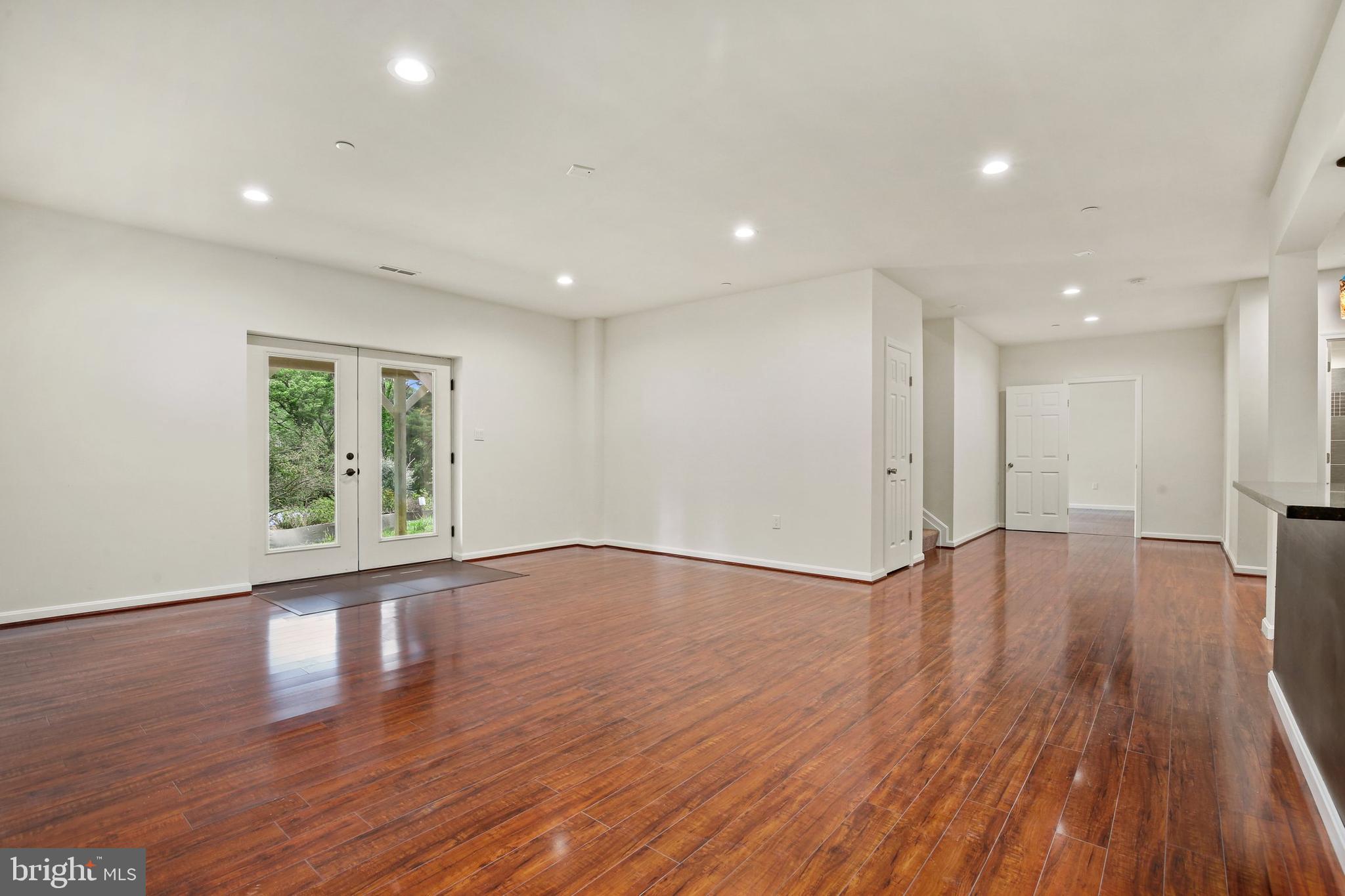 13217 Query Mill Road North Potomac, MD 20878 - Photo 43 of 64 Gallery Image 43